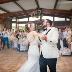 dansul mirilor, cuplu dansand, nunta de zi