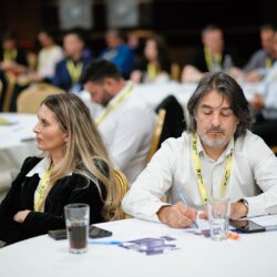 Sesiune interactivă cu participanți implicați